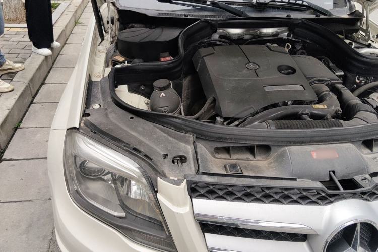 Used Mercedes-Benz GLK-Class 2015 GLK 260 4MATIC Dynamic Edition Ultimate Version Engine Bay Right