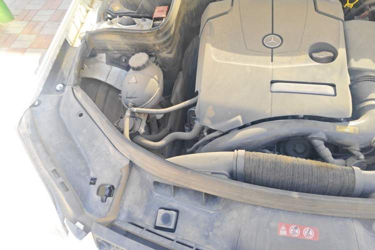 Used Mercedes-Benz GLK-Class 2015 GLK 260 4MATIC Dynamic Edition Ultimate Version Engine Bay Right