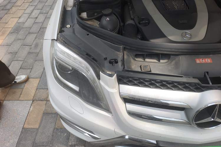 Used Mercedes-Benz GLK-Class 2015 GLK 300 4MATIC Fashion Edition Ultimate Version Engine Bay Right