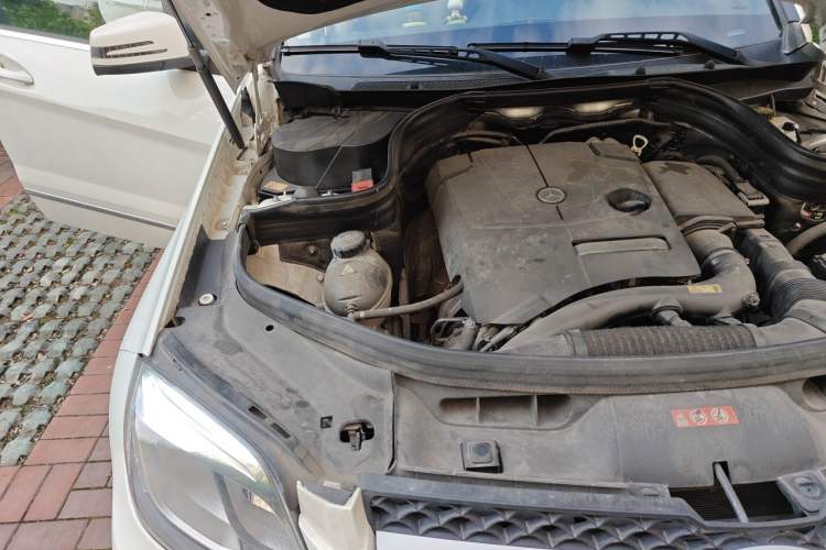 Used Mercedes-Benz GLK-Class 2015 GLK 260 4MATIC Dynamic Edition Ultimate Version Engine Bay Right