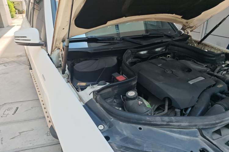 Used Mercedes-Benz GLK-Class 2015 GLK 260 4MATIC Dynamic Edition Ultimate Version Engine Bay Right