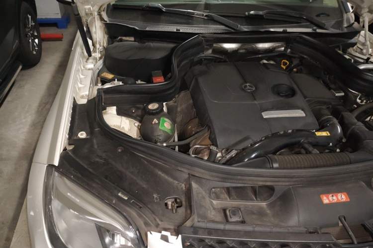 Used Mercedes-Benz GLK-Class 2015 GLK 260 4MATIC Dynamic Edition Ultimate Version Engine Bay Right