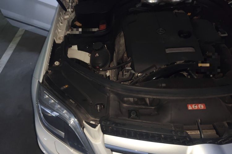 Used Mercedes-Benz GLK-Class 2015 GLK 260 4MATIC Fashion Edition Ultimate Version Engine Bay Right