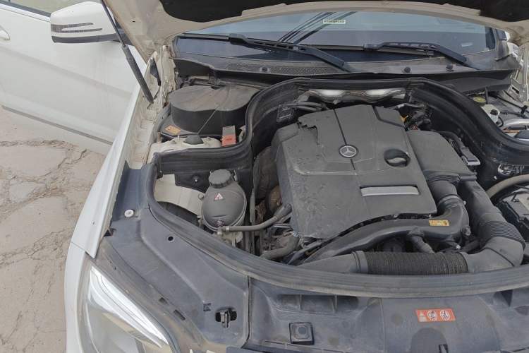 Used Mercedes-Benz GLK-Class 2015 GLK 260 4MATIC Dynamic Edition Ultimate Version Engine Bay Right