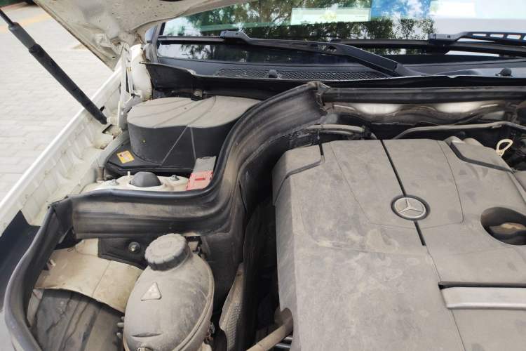 Used Mercedes-Benz GLK-Class 2015 GLK 260 4MATIC Dynamic Edition Ultimate Version Engine Bay Right