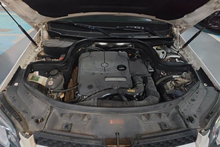 Used Mercedes-Benz GLK-Class 2015 GLK 260 4MATIC Dynamic Edition Ultimate Version Engine Bay