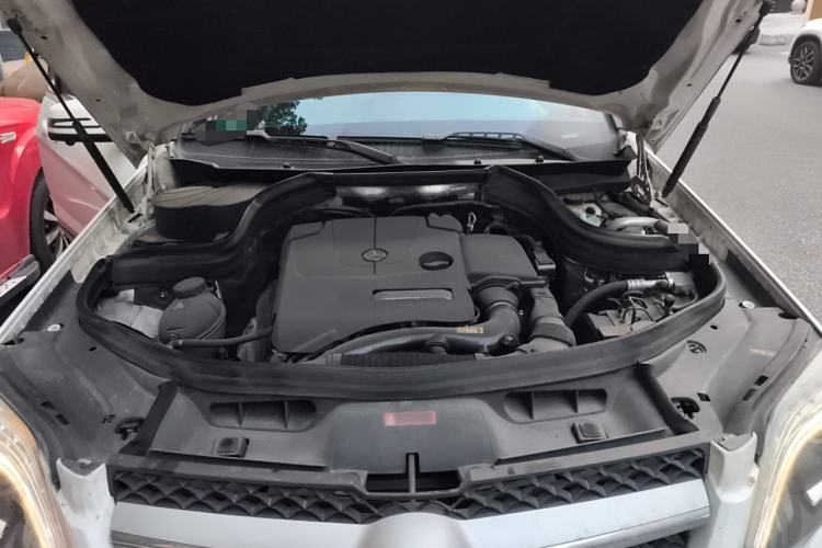 Used Mercedes-Benz GLK-Class 2015 GLK 260 4MATIC Fashion Edition Ultimate Version Engine Bay