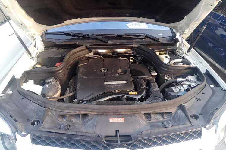 Used Mercedes-Benz GLK-Class 2015 GLK 260 4MATIC Dynamic Edition Ultimate Version Engine Bay