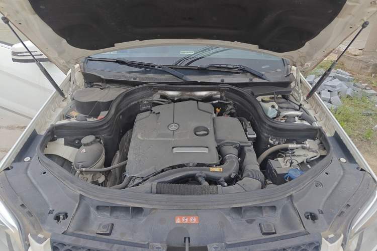 Used Mercedes-Benz GLK-Class 2015 GLK 260 4MATIC Dynamic Edition Ultimate Version Engine Bay