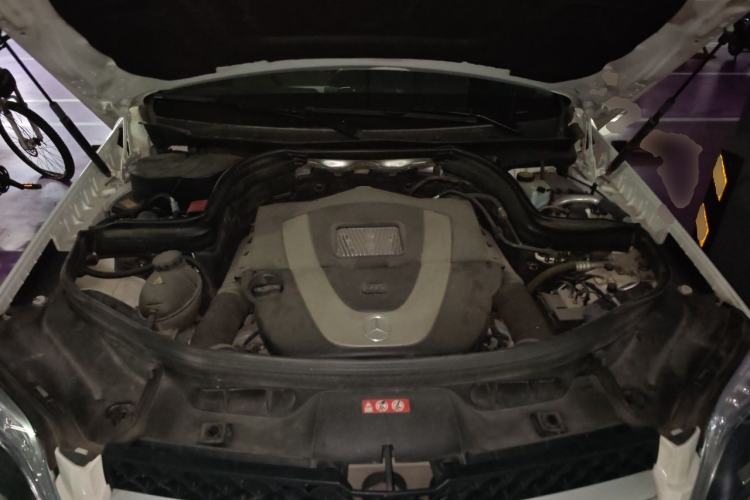 Used Mercedes-Benz GLK-Class 2015 GLK 300 4MATIC Fashion Edition Ultimate Version Engine Bay
