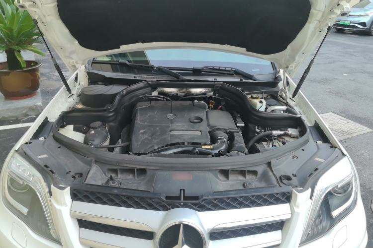 Used Mercedes-Benz GLK-Class 2015 GLK 260 4MATIC Fashion Edition Ultimate Version Engine Bay