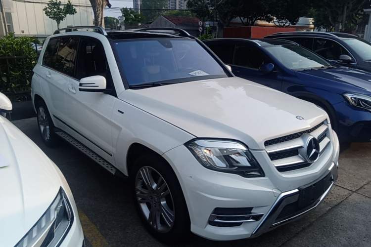 Used Mercedes-Benz GLK-Class 2015 GLK 260 4MATIC Dynamic Edition Ultimate Version Exterior 1