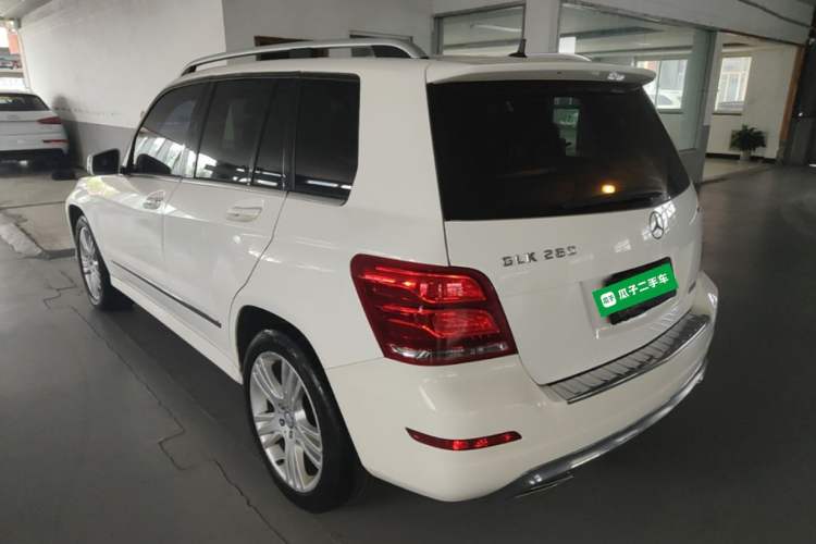 Used Mercedes-Benz GLK-Class 2015 GLK 260 4MATIC Dynamic Edition Ultimate Version Exterior 2
