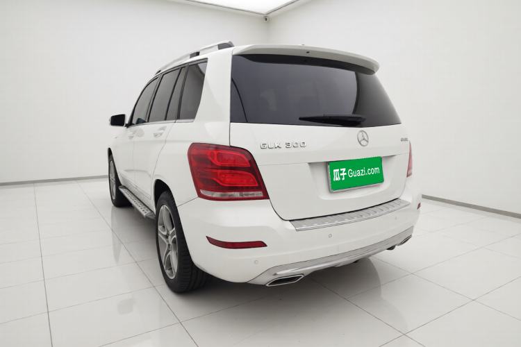 Used Mercedes-Benz GLK-Class 2015 GLK 300 4MATIC Fashion Edition Ultimate Version Exterior 3