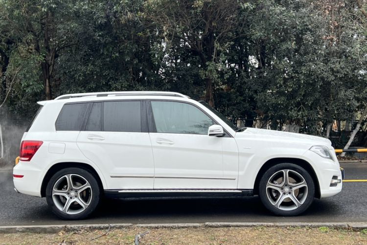 Used Mercedes-Benz GLK-Class 2015 GLK 300 4MATIC Fashion Edition Ultimate Version Exterior 6