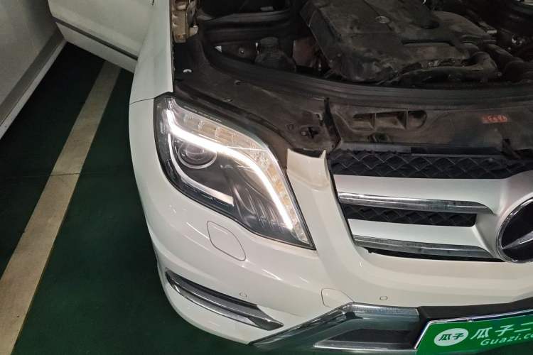 Used Mercedes-Benz GLK-Class 2015 GLK 260 4MATIC Fashion Edition Ultimate Version Exterior 6
