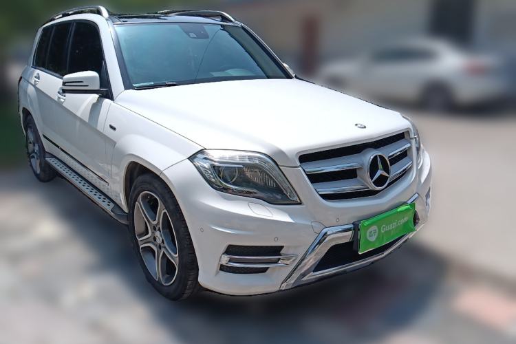 Used Mercedes-Benz GLK-Class 2015 GLK 300 4MATIC Fashion Edition Ultimate Version Front Right 45 Deg