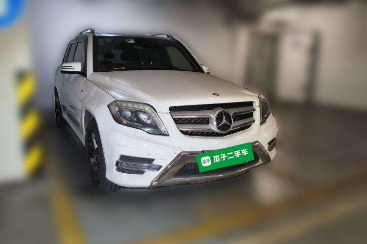Used Mercedes-Benz GLK-Class 2015 GLK 260 4MATIC Fashion Edition Ultimate Version Front Right 45 Deg