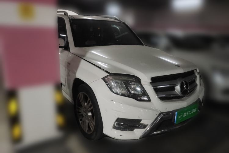 Used Mercedes-Benz GLK-Class 2015 GLK 260 4MATIC Dynamic Edition Ultimate Version Front Right 45 Deg