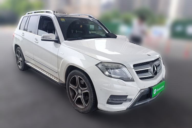 Used Mercedes-Benz GLK-Class 2015 GLK 300 4MATIC Fashion Edition Ultimate Version Front Right 45 Deg