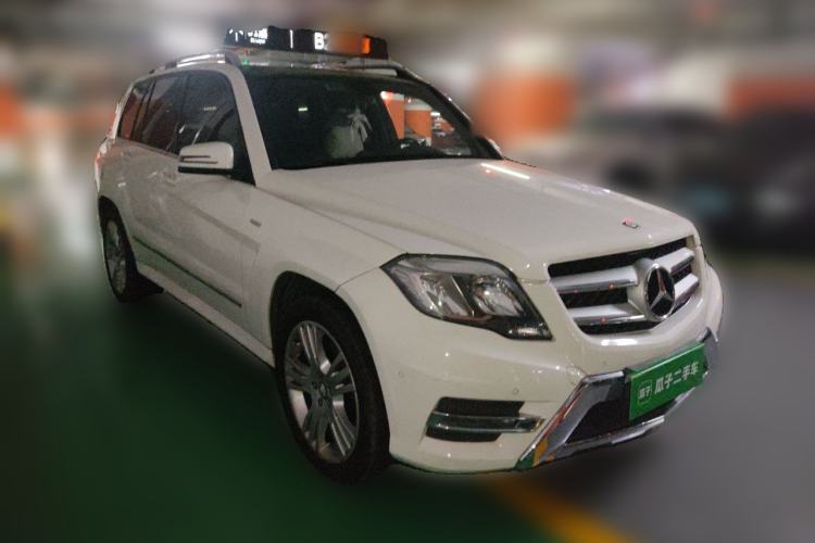 Used Mercedes-Benz GLK-Class 2015 GLK 260 4MATIC Dynamic Edition Ultimate Version Front Right 45 Deg