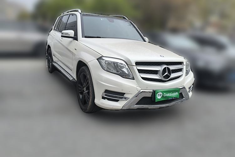 Used Mercedes-Benz GLK-Class 2015 GLK 260 4MATIC Dynamic Edition Ultimate Version Front Right 45 Deg