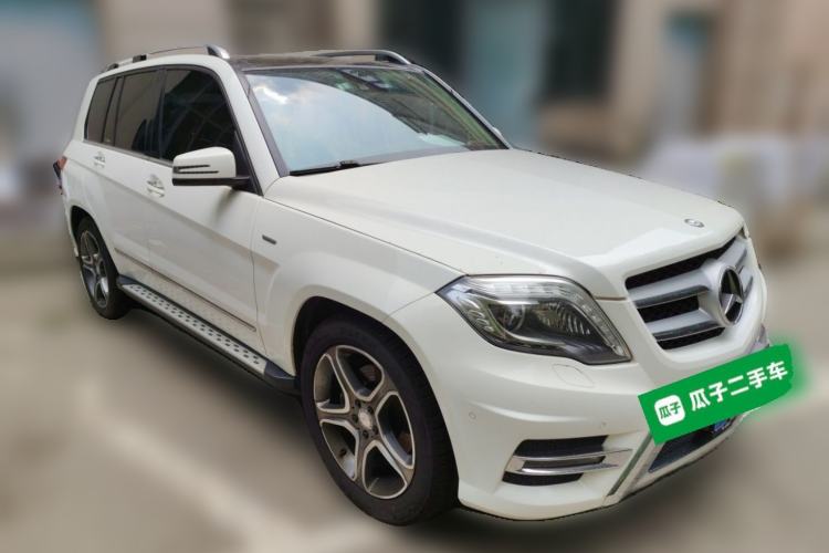 Used Mercedes-Benz GLK-Class 2015 GLK 300 4MATIC Fashion Edition Ultimate Version Front Right 45 Deg