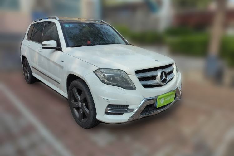 Used Mercedes-Benz GLK-Class 2015 GLK 260 4MATIC Fashion Edition Ultimate Version Front Right 45 Deg