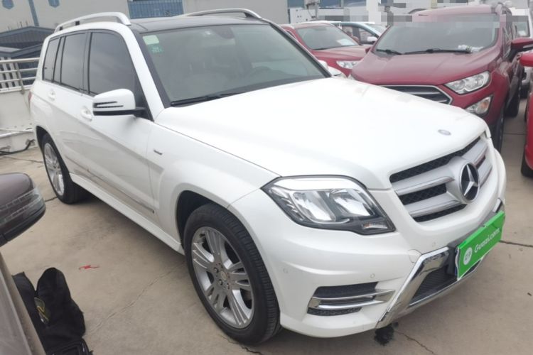 Used Mercedes-Benz GLK-Class 2015 GLK 260 4MATIC Dynamic Edition Ultimate Version Front Right 45 Deg