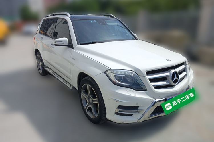 Used Mercedes-Benz GLK-Class 2015 GLK 300 4MATIC Fashion Edition Ultimate Version Front Right 45 Deg