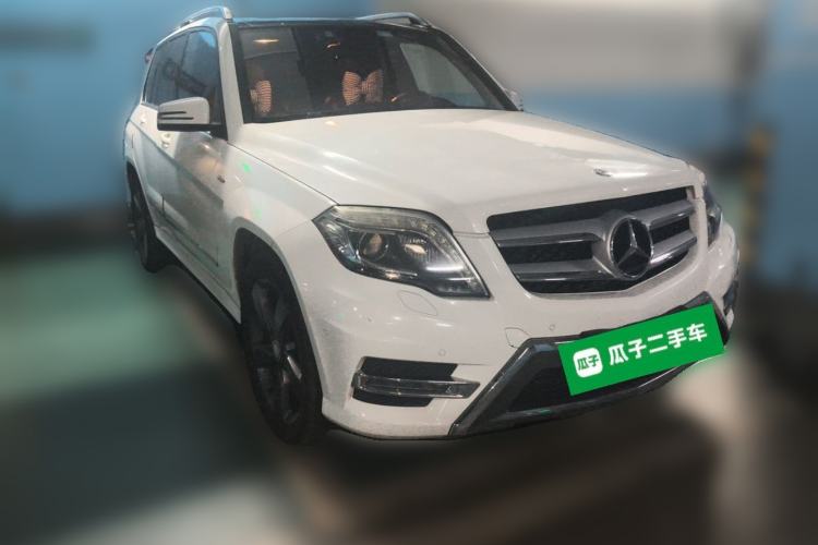 Used Mercedes-Benz GLK-Class 2015 GLK 260 4MATIC Fashion Edition Ultimate Version Front Right 45 Deg