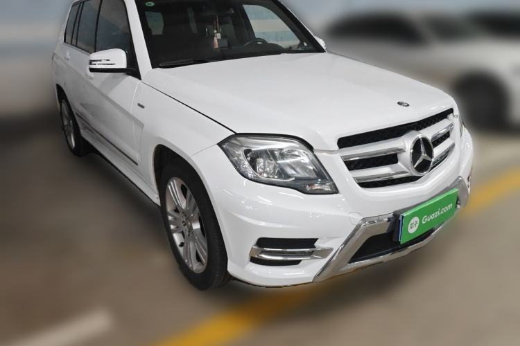Used Mercedes-Benz GLK-Class 2015 GLK 260 4MATIC Dynamic Edition Ultimate Version Front Right 45 Deg