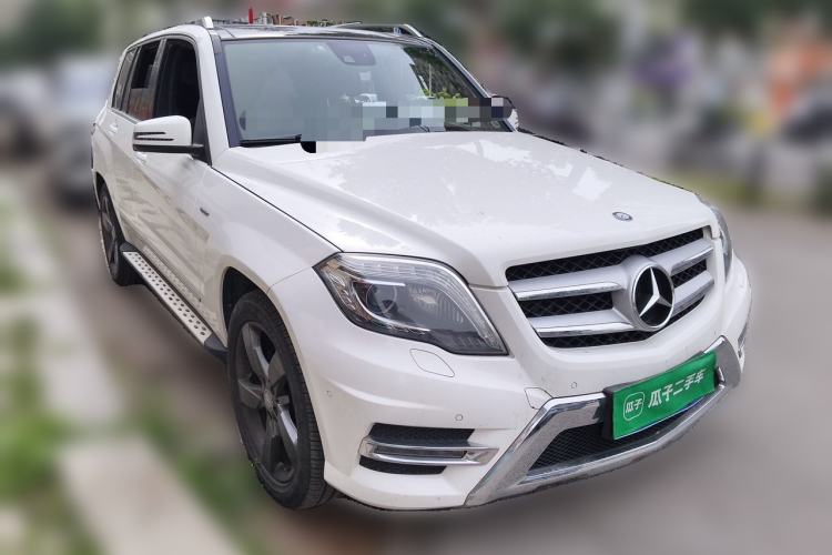 Used Mercedes-Benz GLK-Class 2015 GLK 260 4MATIC Fashion Edition Ultimate Version Front Right 45 Deg