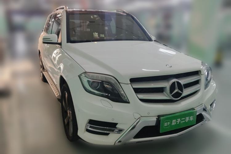 Used Mercedes-Benz GLK-Class 2015 GLK 260 4MATIC Fashion Edition Ultimate Version Front Right 45 Deg