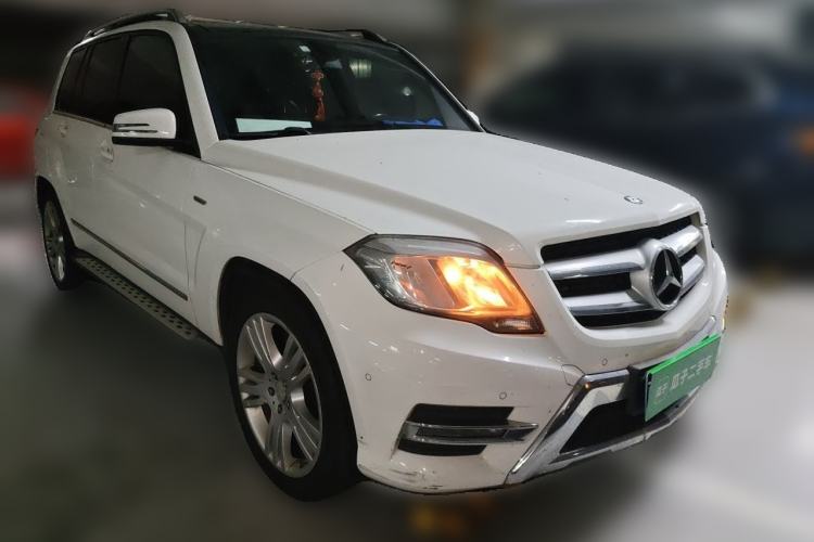 Used Mercedes-Benz GLK-Class 2015 GLK 260 4MATIC Dynamic Edition Ultimate Version Front Right 45 Deg