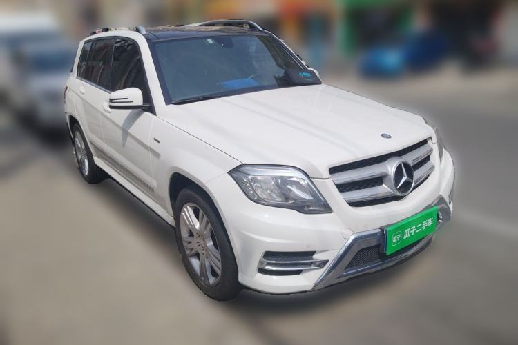 Used Mercedes-Benz GLK-Class 2015 GLK 260 4MATIC Dynamic Edition Ultimate Version Front Right 45 Deg