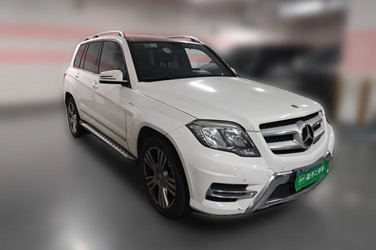 Used Mercedes-Benz GLK-Class 2015 GLK 260 4MATIC Dynamic Edition Ultimate Version Front Right 45 Deg