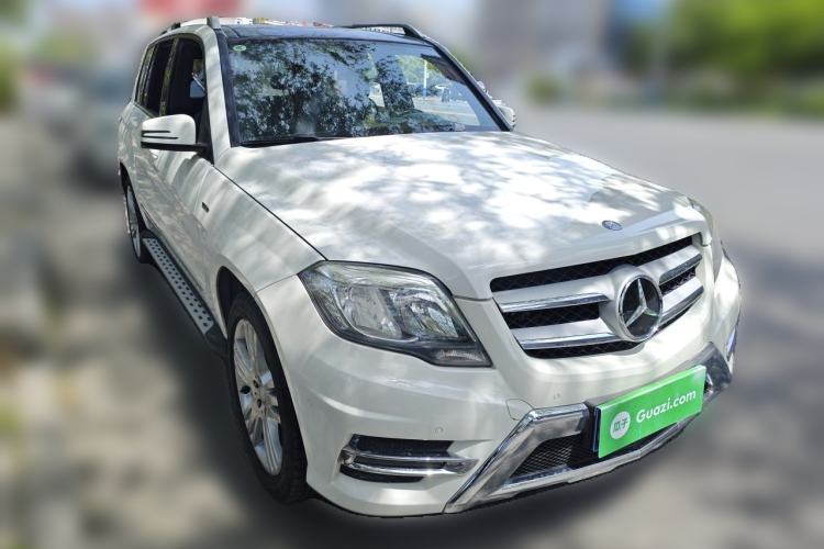 Used Mercedes-Benz GLK-Class 2015 GLK 260 4MATIC Dynamic Edition Ultimate Version Front Right 45 Deg