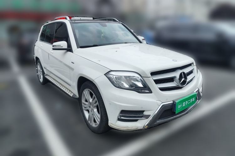 Used Mercedes-Benz GLK-Class 2015 GLK 260 4MATIC Dynamic Edition Ultimate Version Front Right 45 Deg