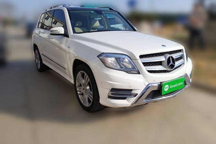 Used Mercedes-Benz GLK-Class 2015 GLK 260 4MATIC Dynamic Edition Ultimate Version Front Right 45 Deg