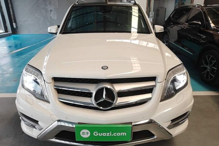 Used Mercedes-Benz GLK-Class 2015 GLK 300 4MATIC Fashion Edition Ultimate Version Front