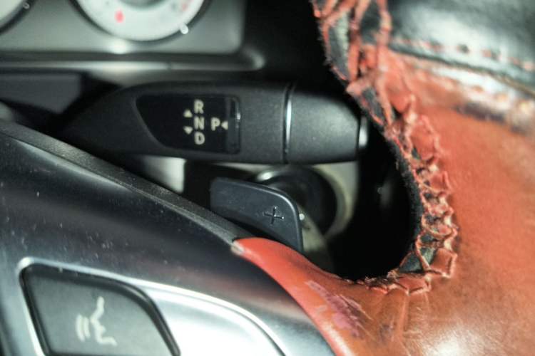Used Mercedes-Benz GLK-Class 2015 GLK 260 4MATIC Fashion Edition Ultimate Version Gear Lever