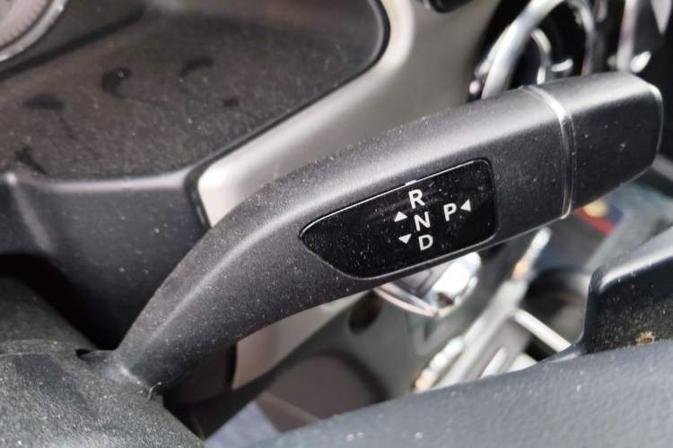 Used Mercedes-Benz GLK-Class 2015 GLK 260 4MATIC Fashion Edition Ultimate Version Gear Lever