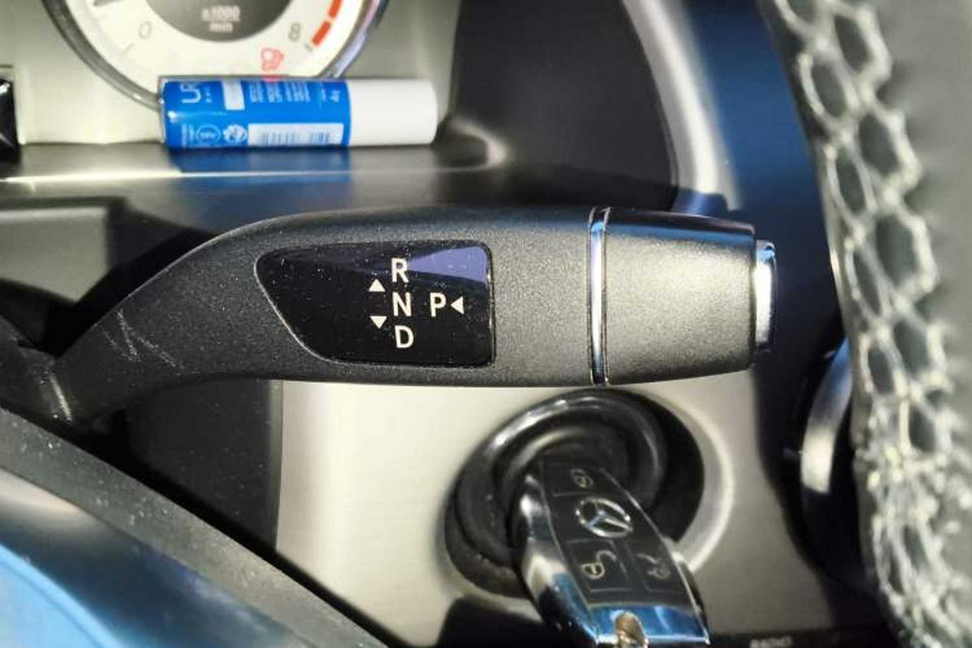Used Mercedes-Benz GLK-Class 2015 GLK 260 4MATIC Dynamic Edition Ultimate Version Gear Lever