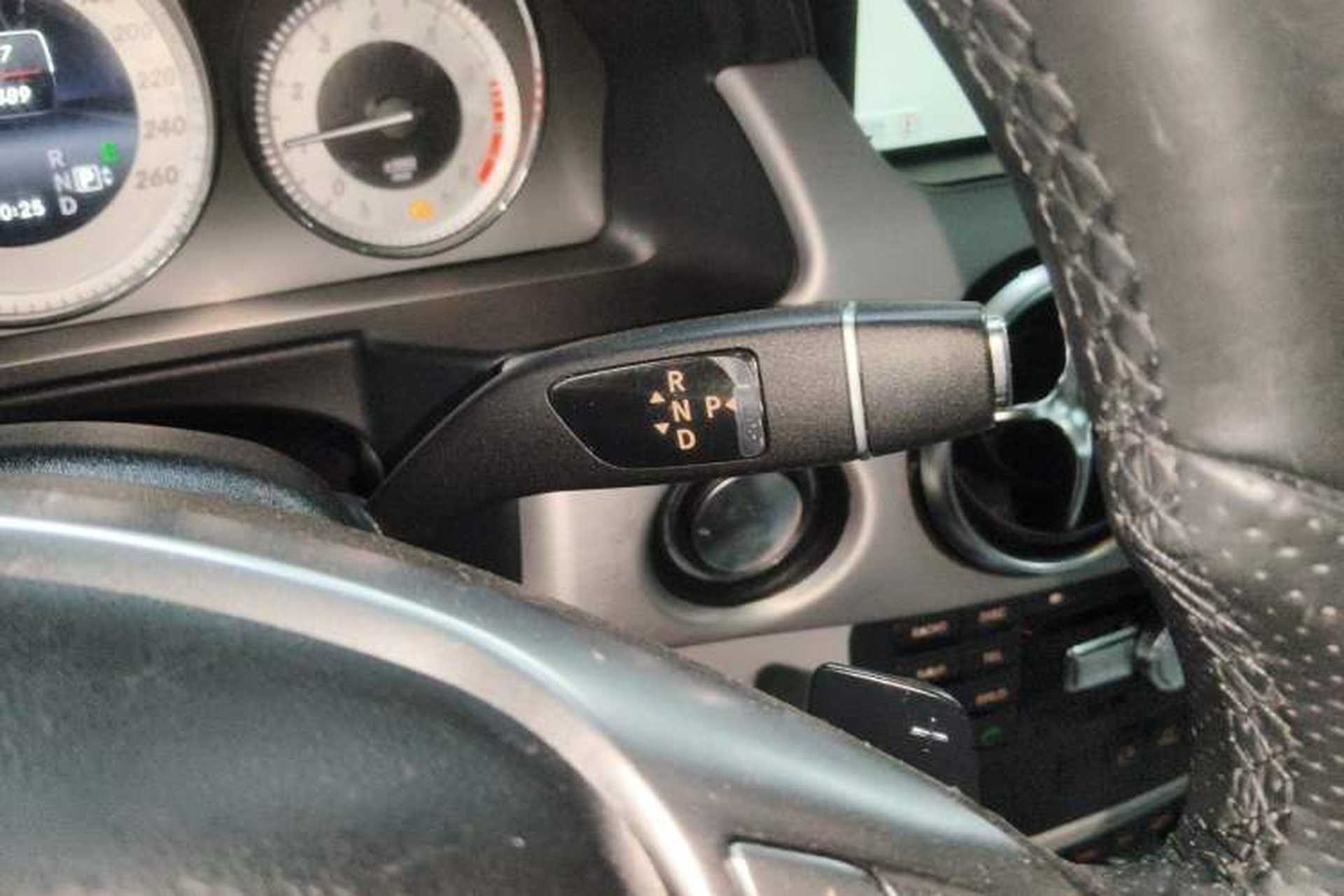 Used Mercedes-Benz GLK-Class 2015 GLK 300 4MATIC Fashion Edition Ultimate Version Gear Lever