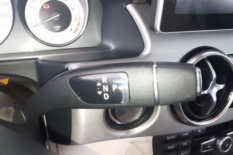 Used Mercedes-Benz GLK-Class 2015 GLK 300 4MATIC Fashion Edition Ultimate Version Gear Lever