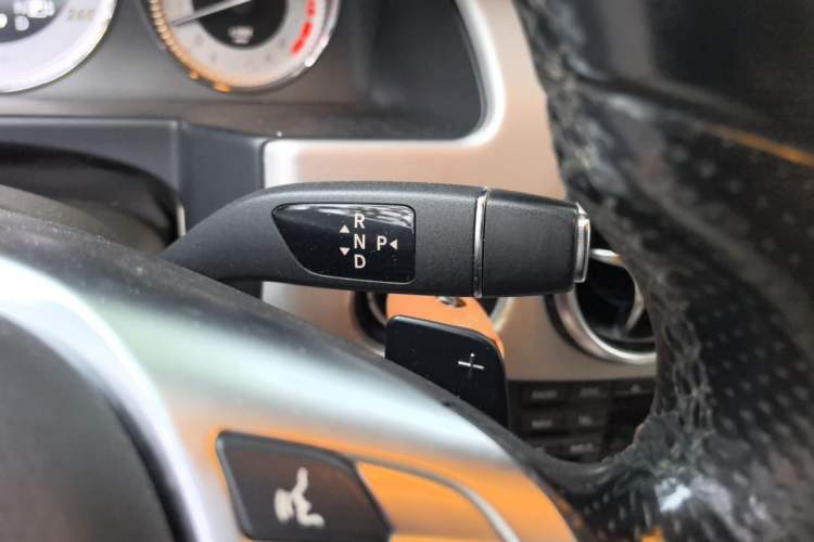 Used Mercedes-Benz GLK-Class 2015 GLK 260 4MATIC Dynamic Edition Ultimate Version Gear Lever