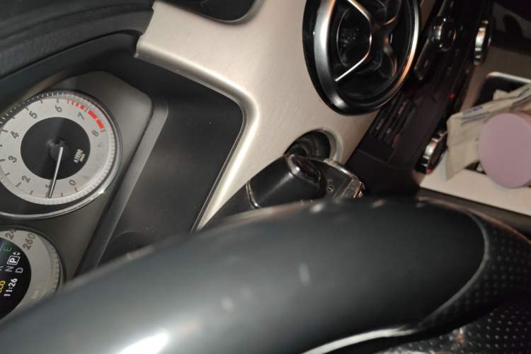Used Mercedes-Benz GLK-Class 2015 GLK 260 4MATIC Dynamic Edition Ultimate Version Gear Lever