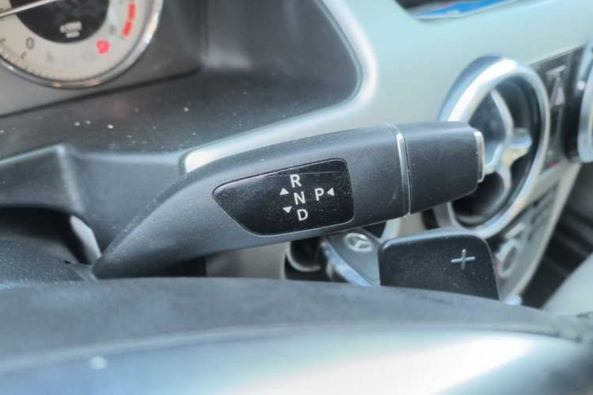 Used Mercedes-Benz GLK-Class 2015 GLK 260 4MATIC Dynamic Edition Ultimate Version Gear Lever