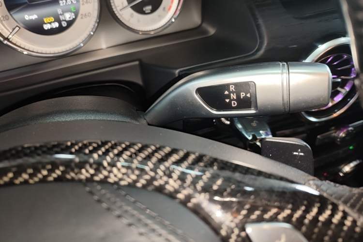 Used Mercedes-Benz GLK-Class 2015 GLK 260 4MATIC Dynamic Edition Ultimate Version Gear Lever